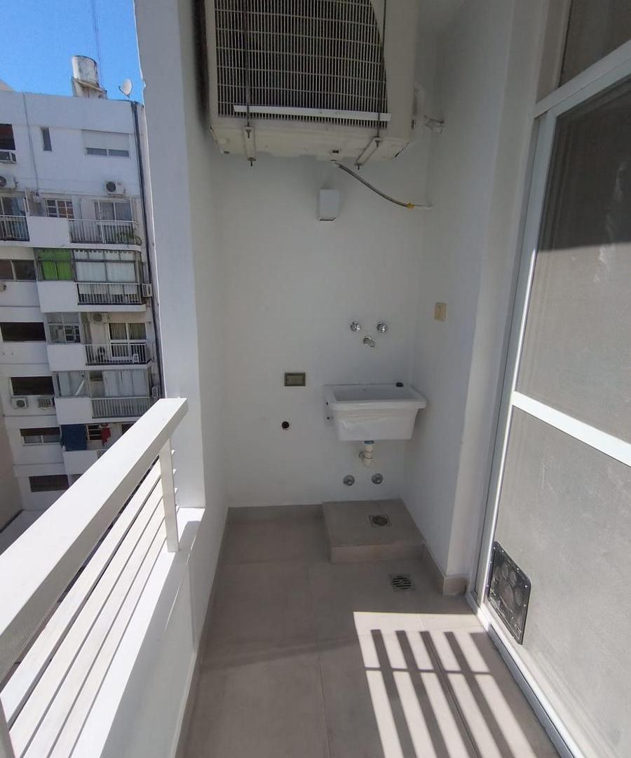 Foto de DEPARTAMENTO EN ALQUILER DE UN AMBIENTE EN BARRIO NORTE, imagen 4