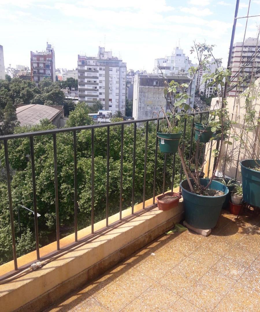 Foto de DEPARTAMENTO EN VENTA DE 3 AMBIENTES EN CABALLITO CON BALCON TERRAZA, imagen 3