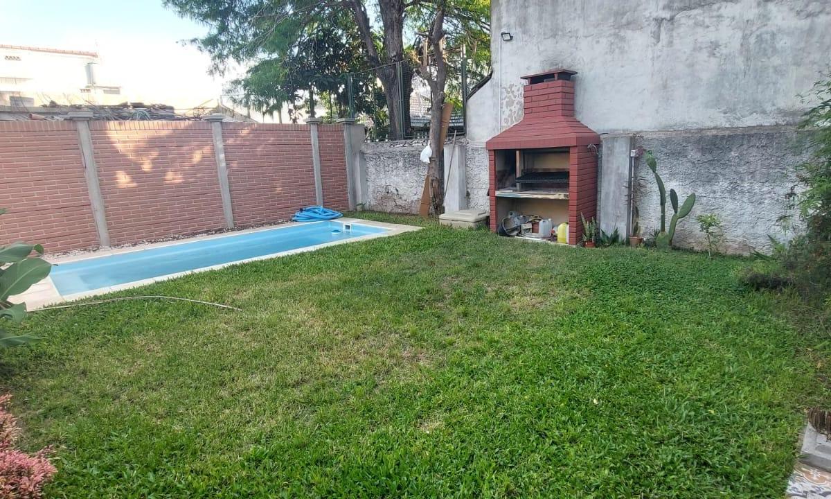 P.H. 3 AMB PB C/PARQUE Y PILETA