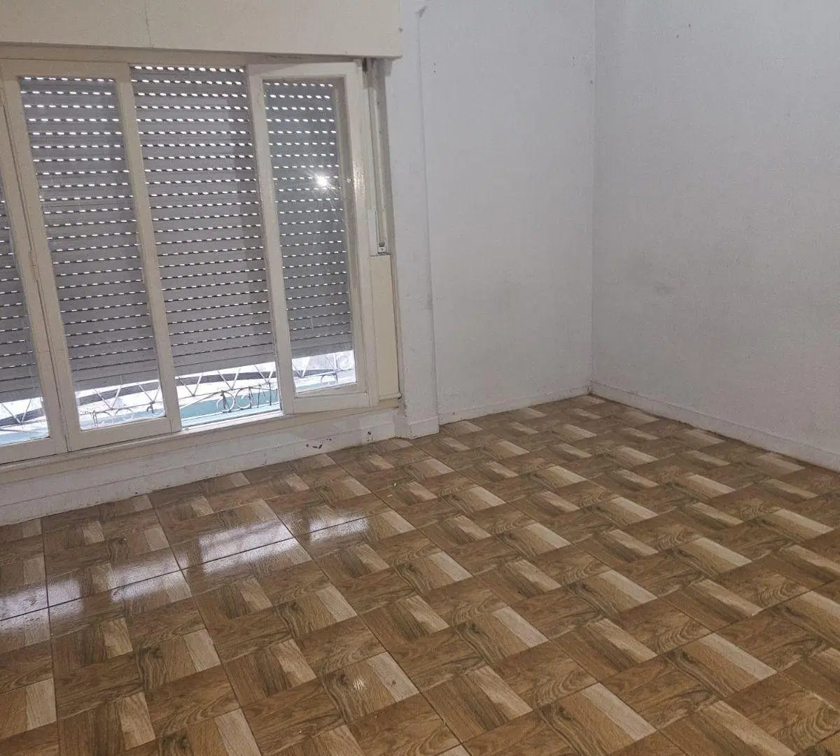 CASA 3 AMB. CON GARAGE, PROXIMA A AV. GRAL PAZ 3