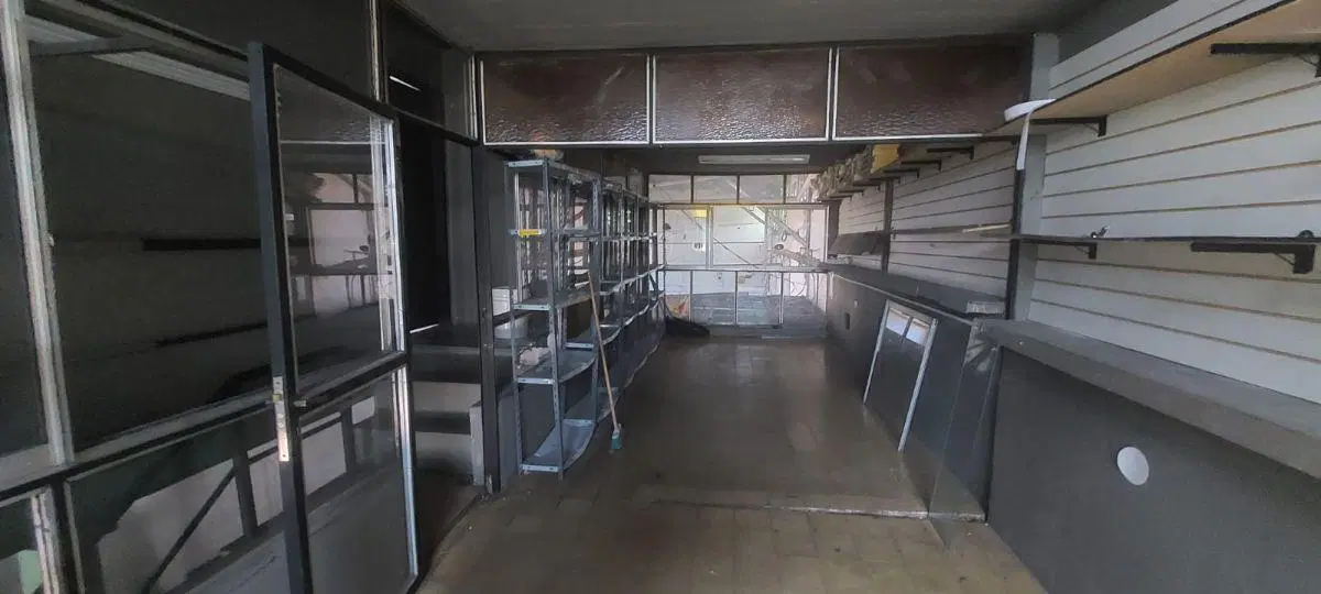 Bodega-Galpon con 700 m² en alquiler en Ramos Mejía 4