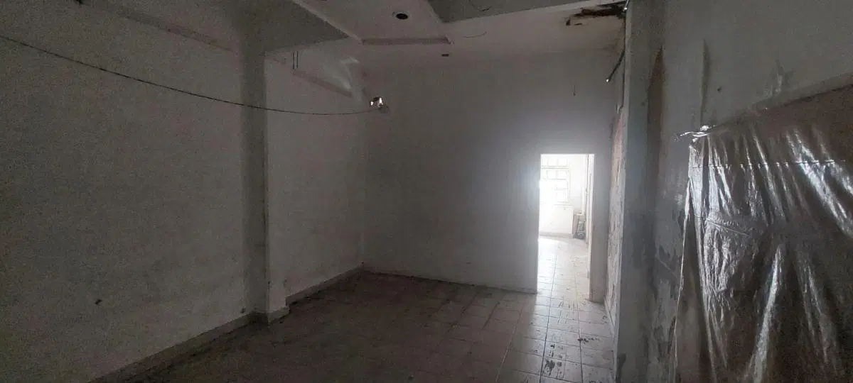 Bodega-Galpon con 700 m² en alquiler en Ramos Mejía 2