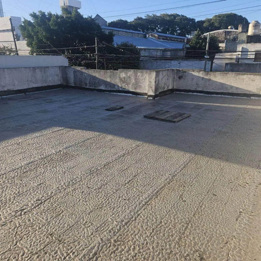 CASA 3 AMB. CON GARAGE, PROXIMA A AV. GRAL PAZ 5