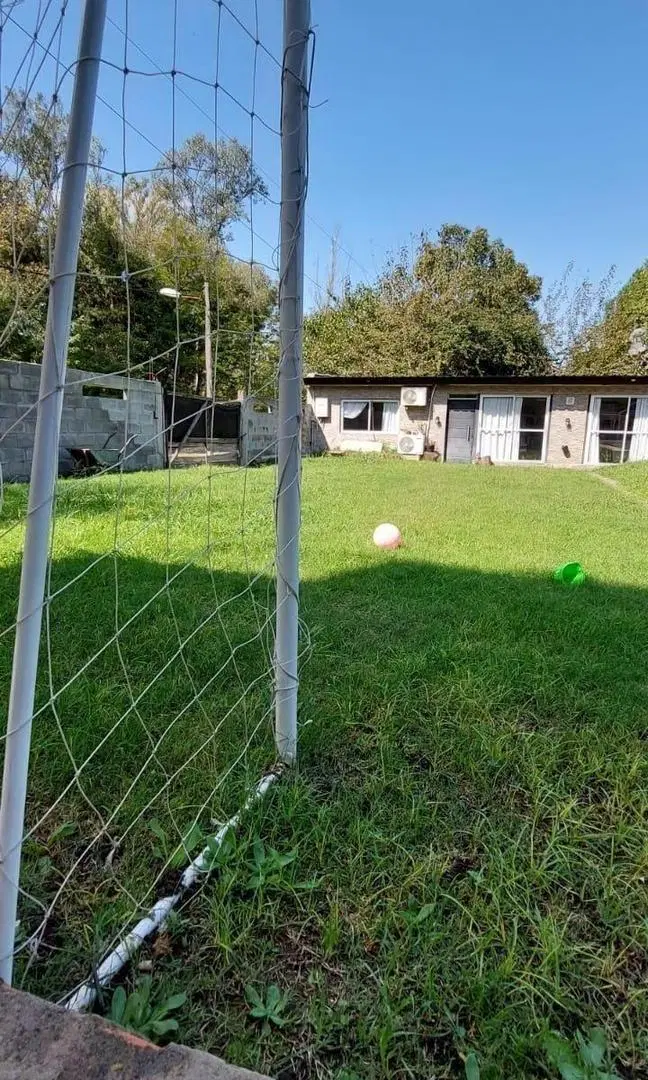 Barrio Parque ¨La Celia¨, Hermosa casa c/piscina 4