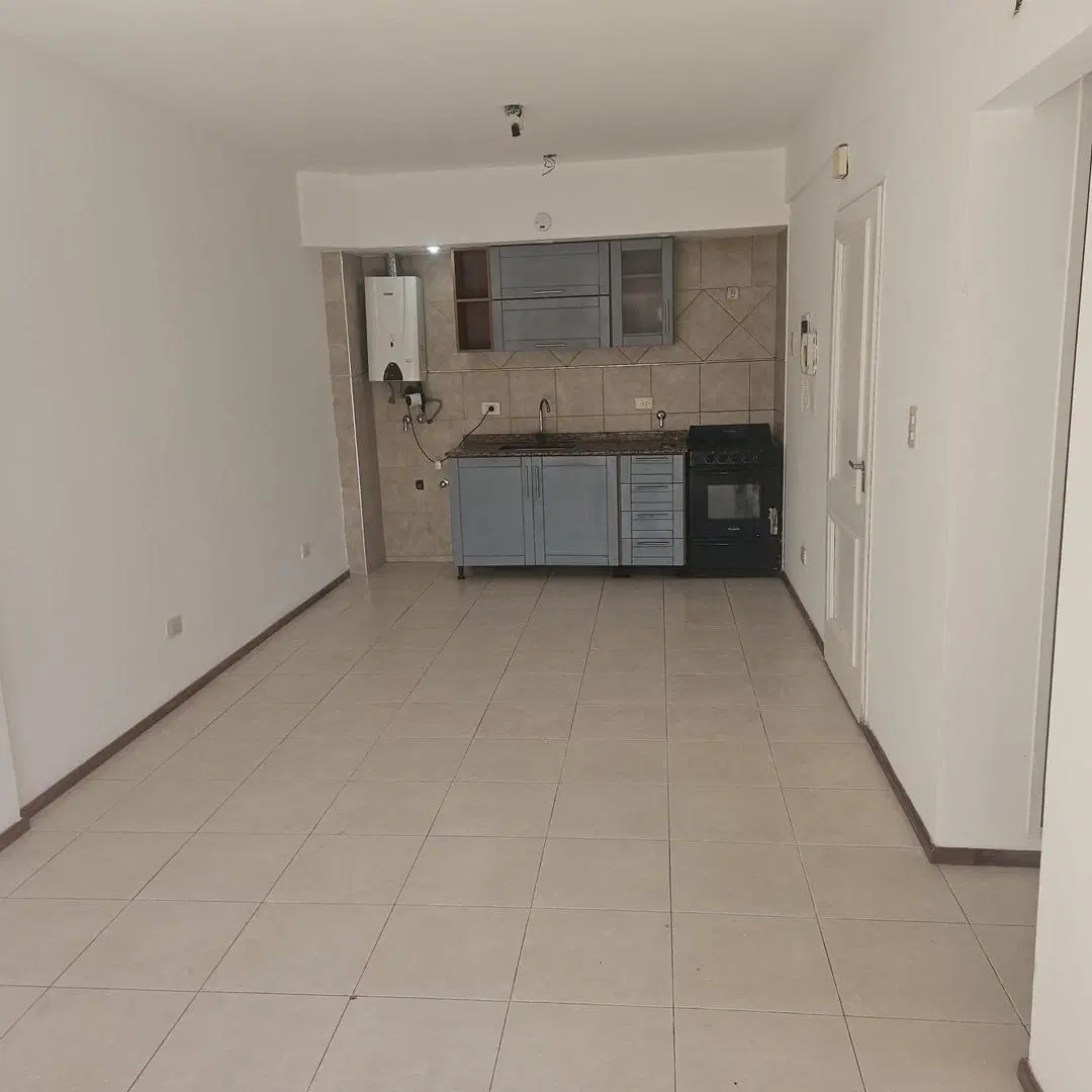 Departamento 3 amb. Al Frente ! 3