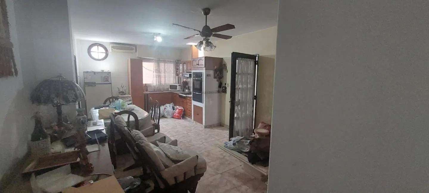 CASA PARA 2 FAMILIAS S/LOTE 8.66 X 49MTS 2