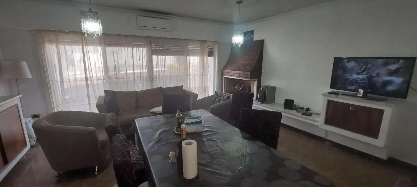 GALPÓN CON UNIDAD DE VIVIENDA ! 5