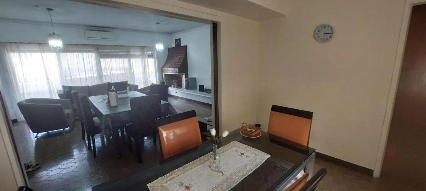 GALPÓN CON UNIDAD DE VIVIENDA ! 4