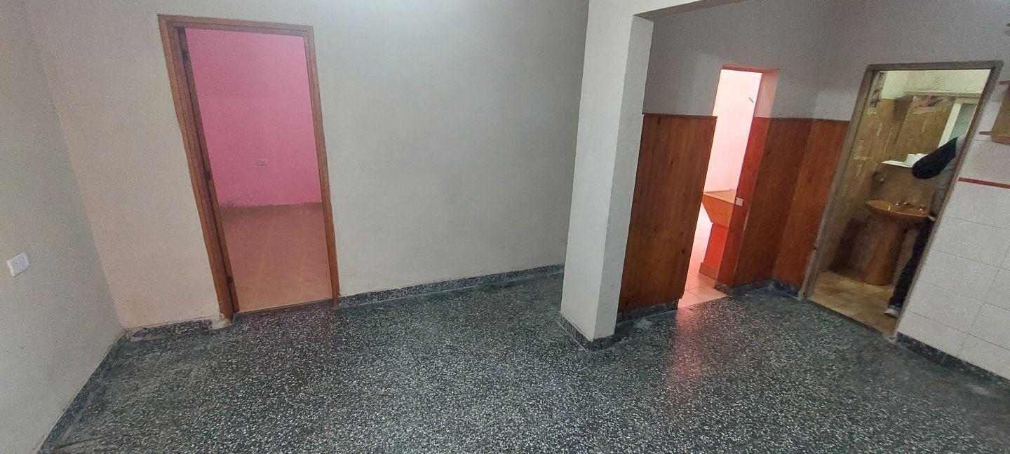Foto de Tipo Casa Interno, Planta Baja, 2 Amb. !, imagen 3