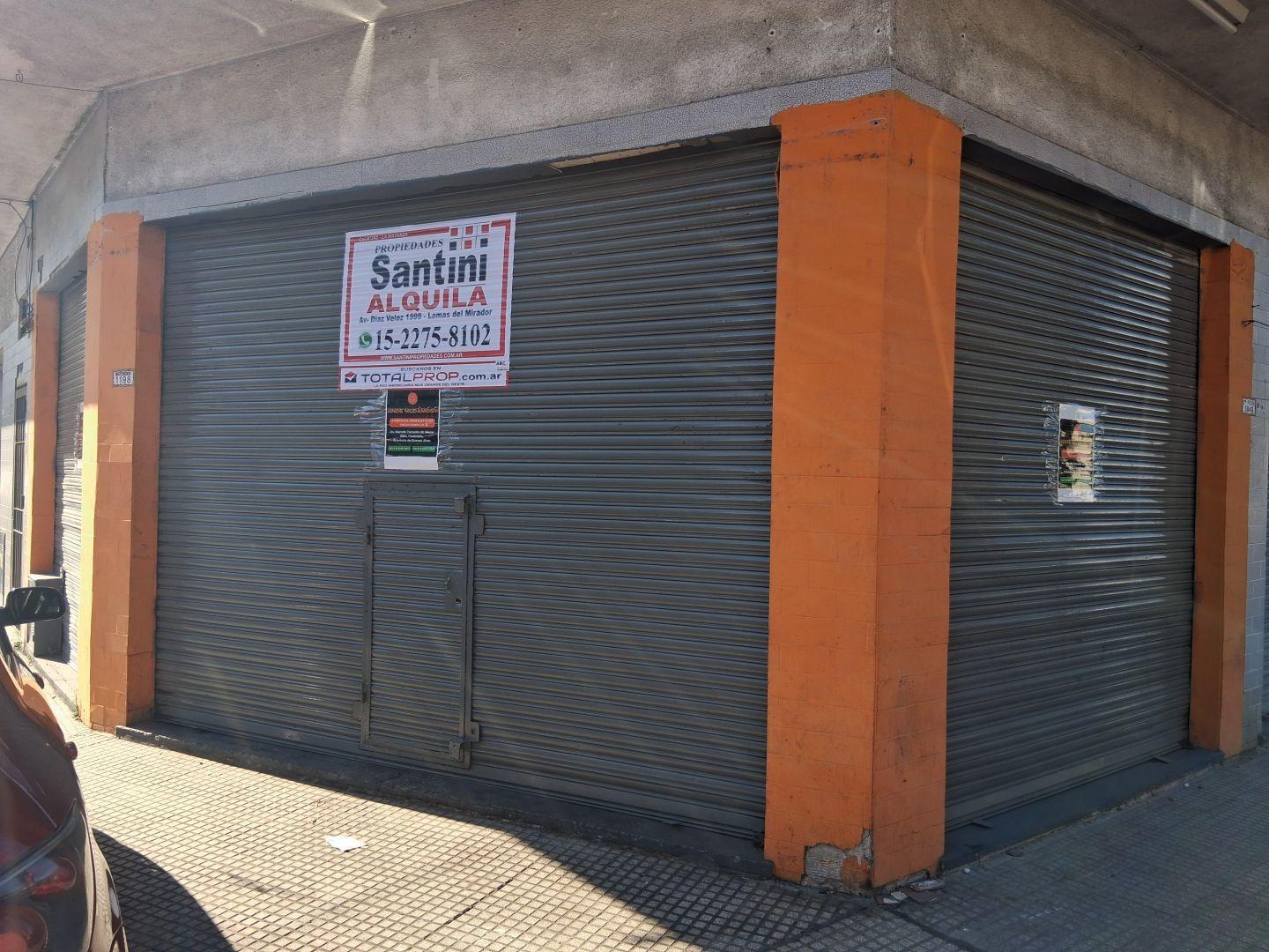 Foto de Muy Buen Local en Esquina !, imagen 1