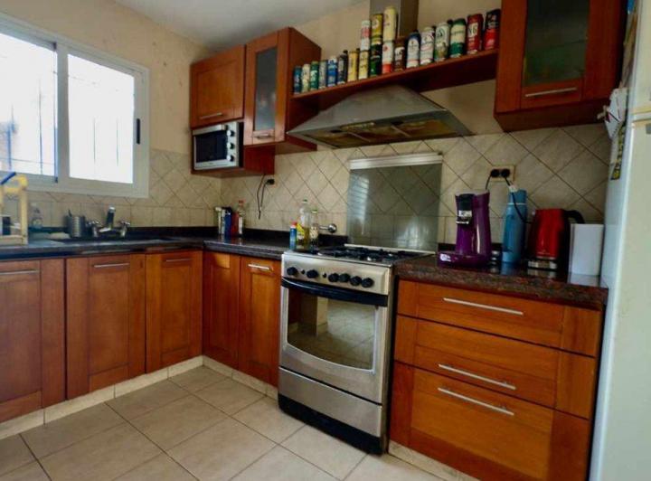 CASA EN VENTA LA PLATA 3 DORMITORIOS APTO CREDITO 4