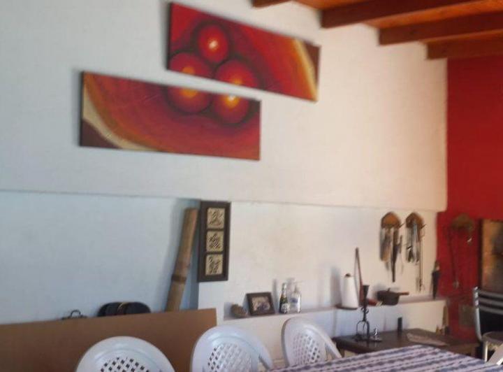 CASA EN VENTA LA PLATA CON PILETA 5