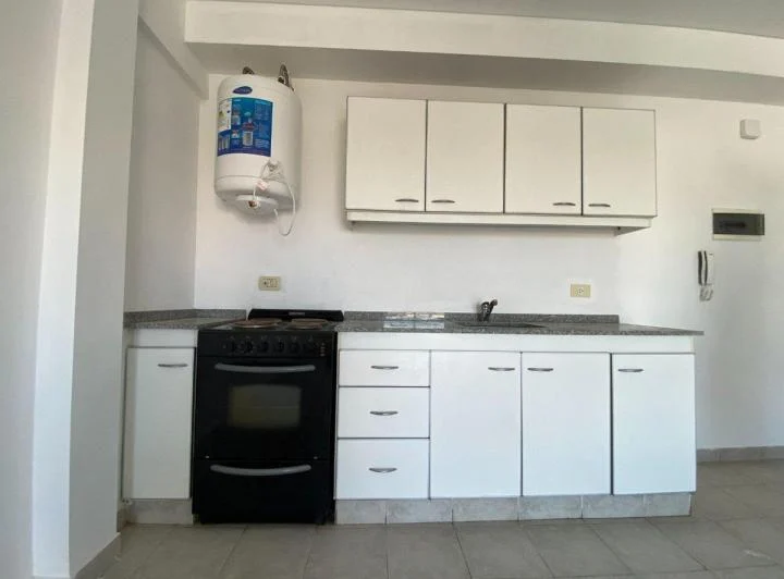 DEPARTAMENTO EN ALQUILER EN MORON 2 AMBIENTES 2