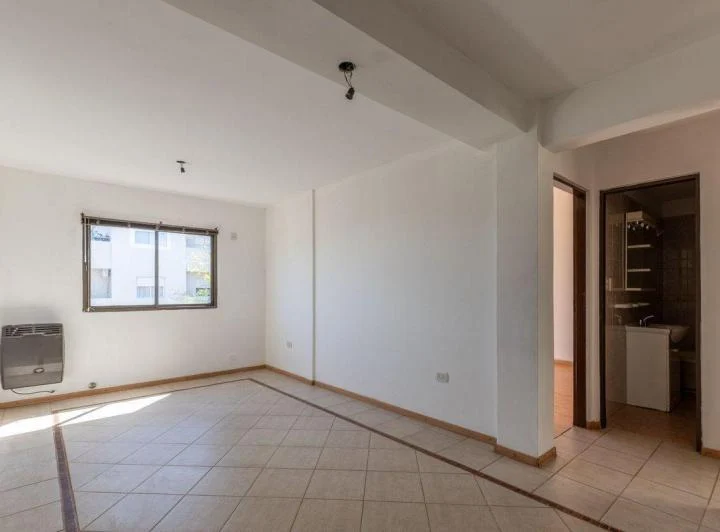 DEPARTAMENTO ALQUILER LA PLATA 2 DORMITIOS COCHERA 1