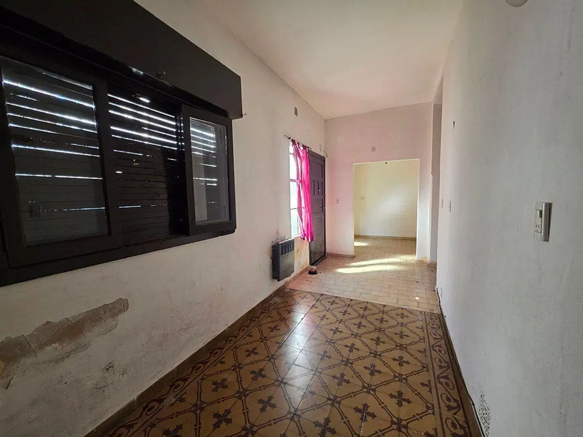 DEPARTAMENTO EN VENTA LA PLATA A RECICLAR 4