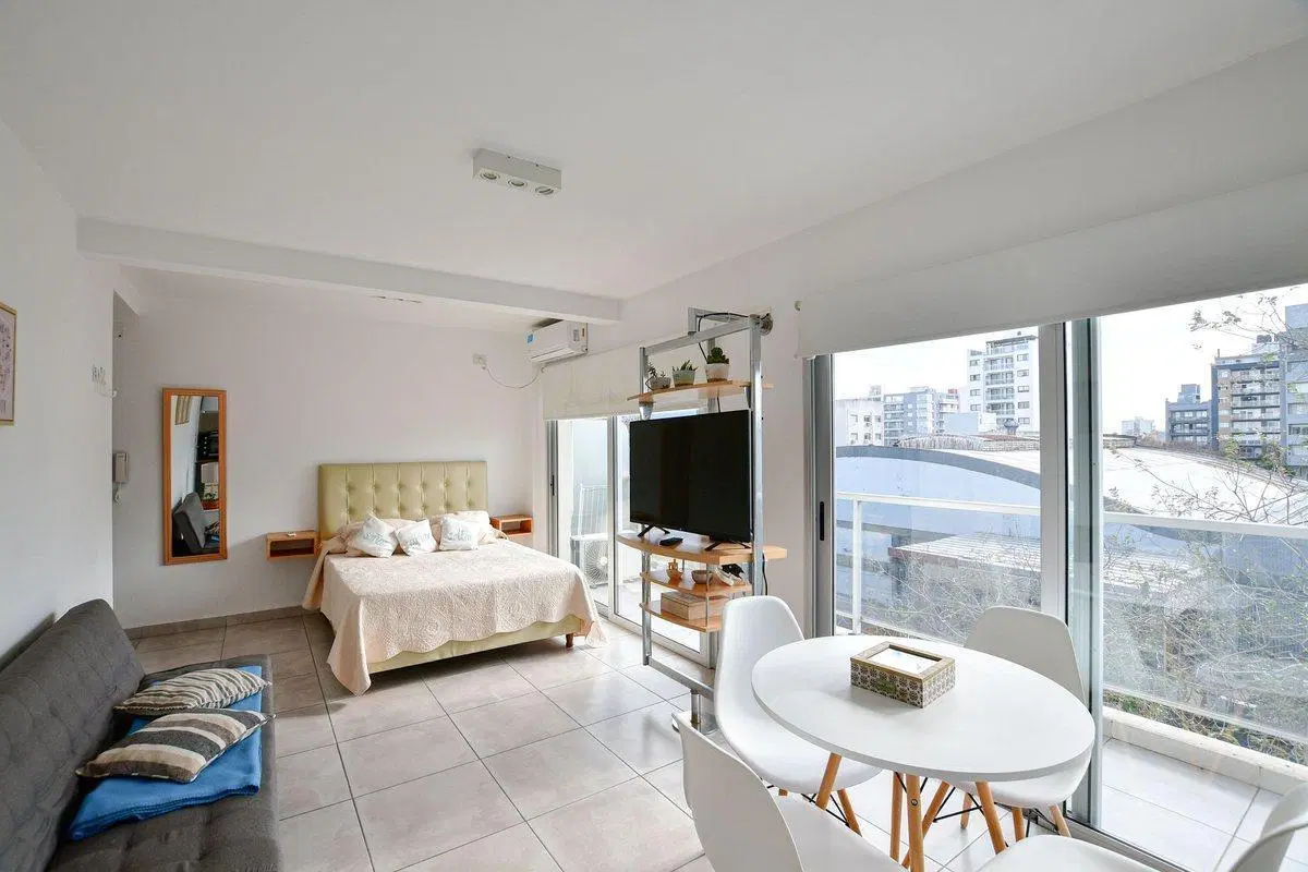 DEPARTAMENTO MONOAMBIENTE EN ALQUILER LA PLATA 2