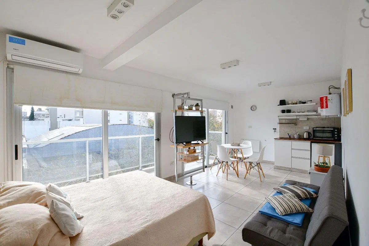 DEPARTAMENTO MONOAMBIENTE EN ALQUILER LA PLATA 4