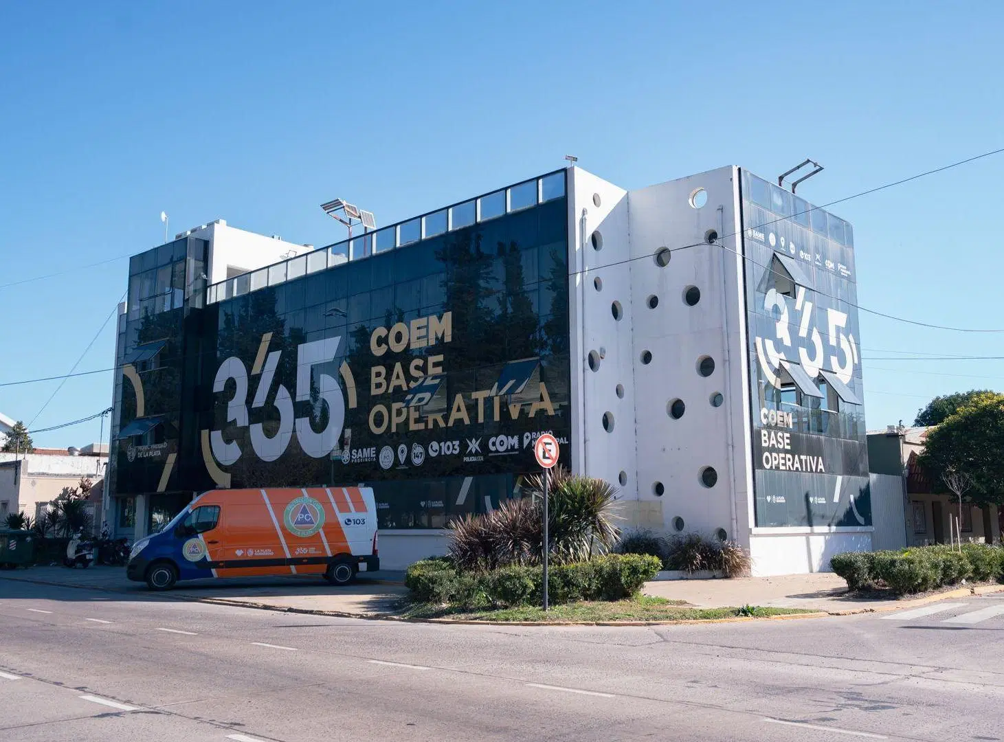 EDIFICIO COMERCIAL EN VENTA LA PLATA 4