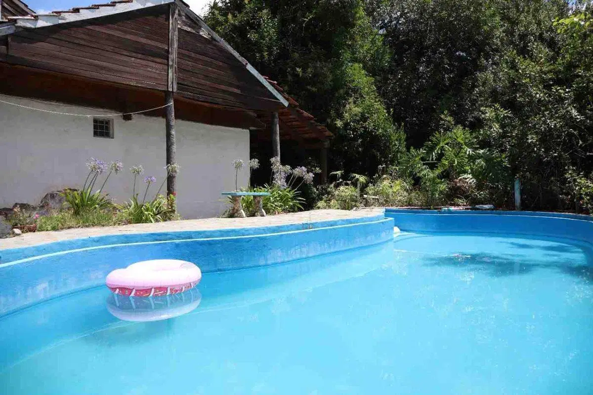 Lote en venta en City bell con pileta 4