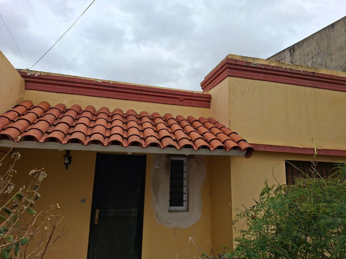 CASA EN VENTA SAN CARLOS BERISSO 2 DORMITORIOS