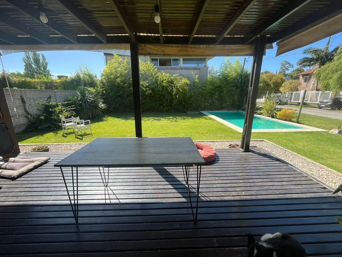 CASA EN VENTA VILLA DEL PLATA 4 DORMITORIOS 5