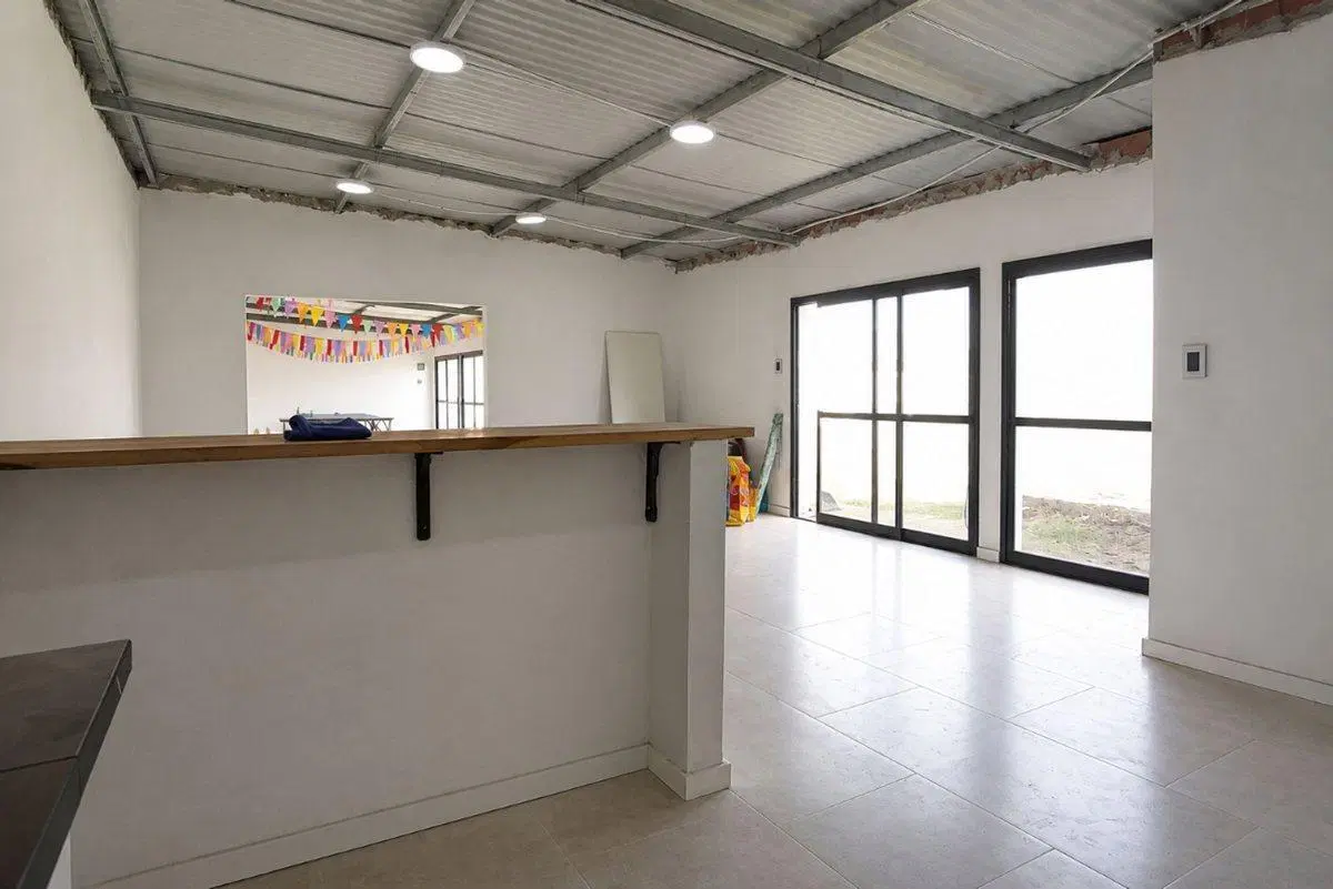 QUINTA EN VENTA LA PLATA CON SALON MULTIUSOS 5