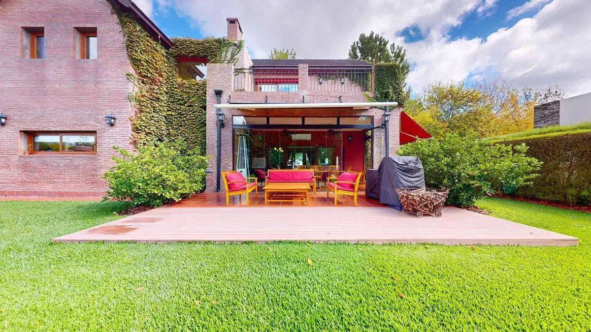 CASA VENTA GRAND BELL I 3 DORMITORIOS 4