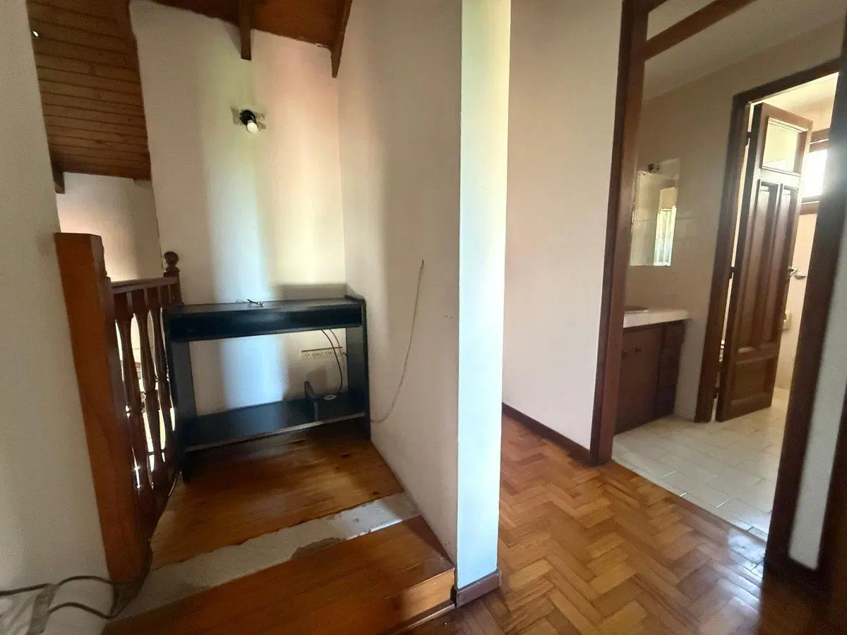 CASA VENTA TOLOSA 3 DORMITORIOS PATIO APTO BANCO 5