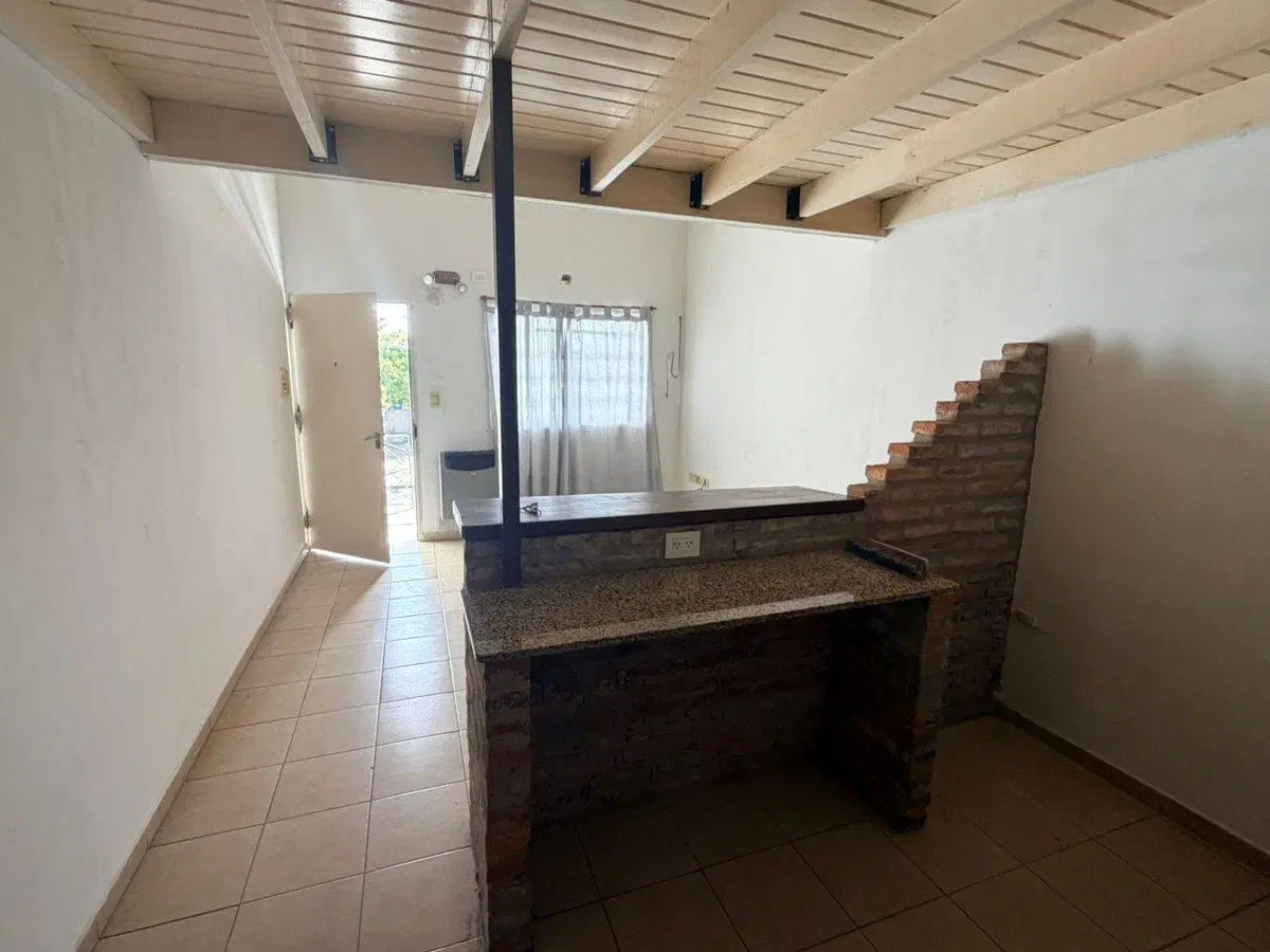 DEPARTAMENTO VENTA TOLOSA LA PLATA 2 DORMITORIOS 5