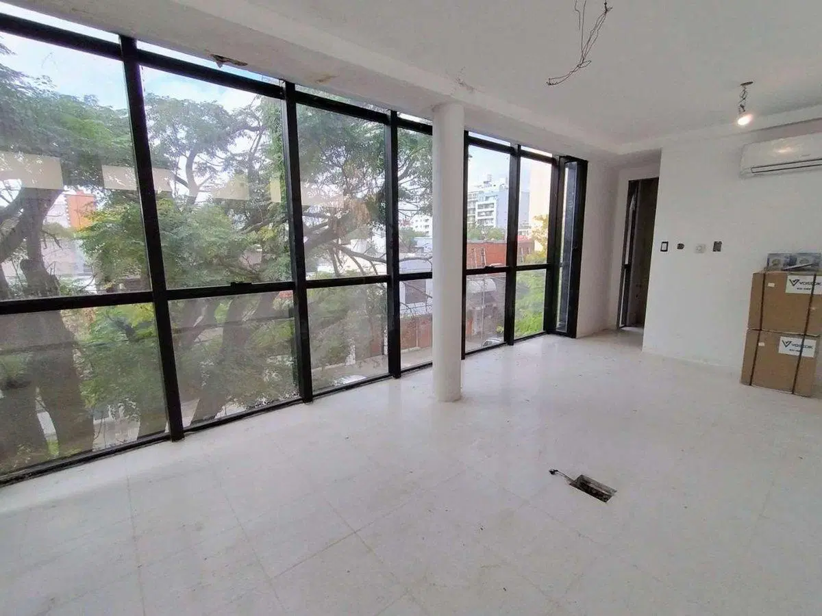 Edificio de oficinas. Venta La Plata. 2 cocheras 4
