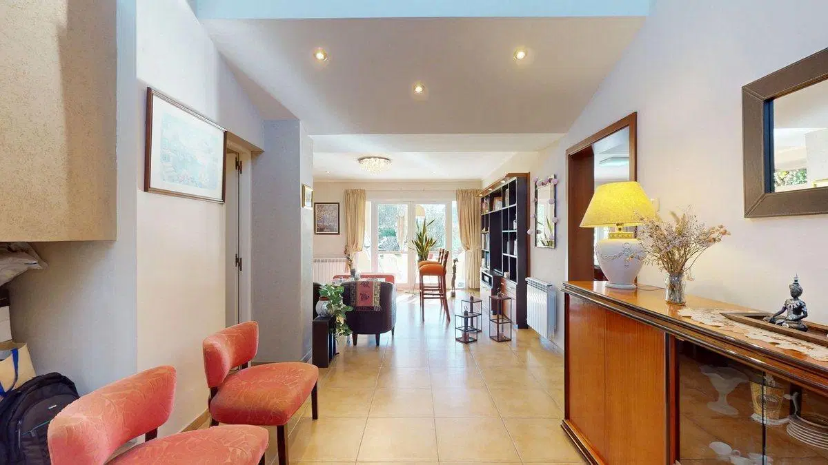 CASA EN VENTA SAN JOAQUIN 3 DORMITORIOS CON PILETA 2
