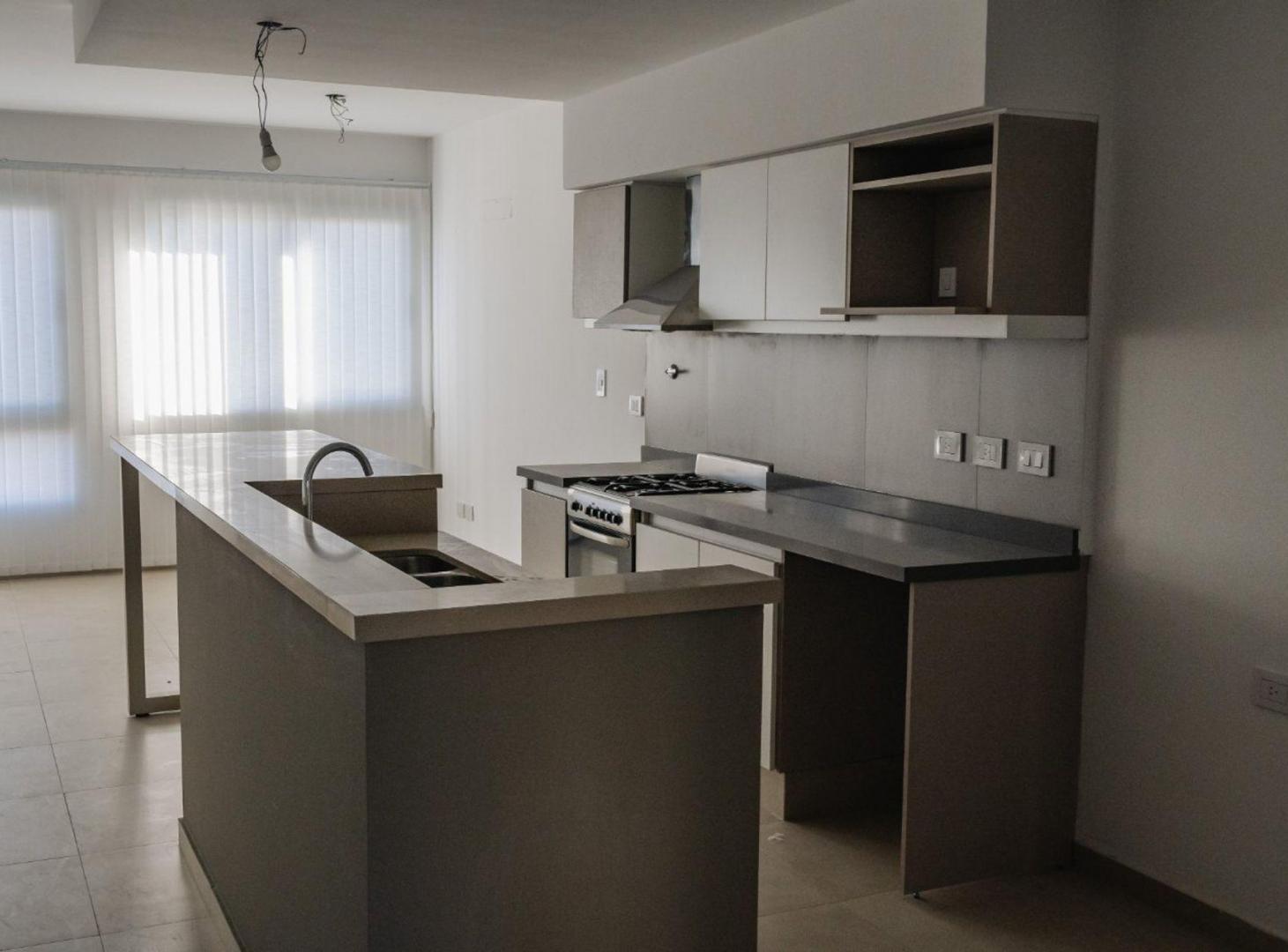DEPARTAMENTO EN VENTA EN CABALLITO DE 4 AMBIENTES