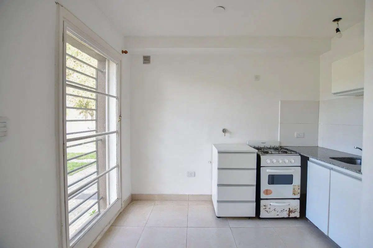 DEPARTAMENTO EN VENTA LA PLATA 1 DORMITORIO 4