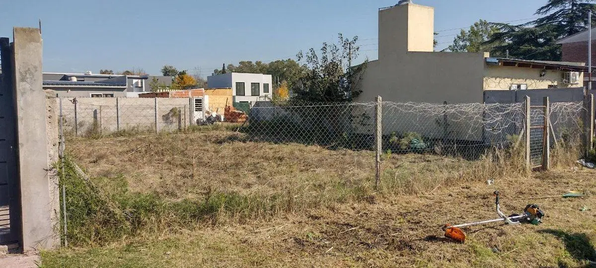 LOTE EN VENTA GONNET 2