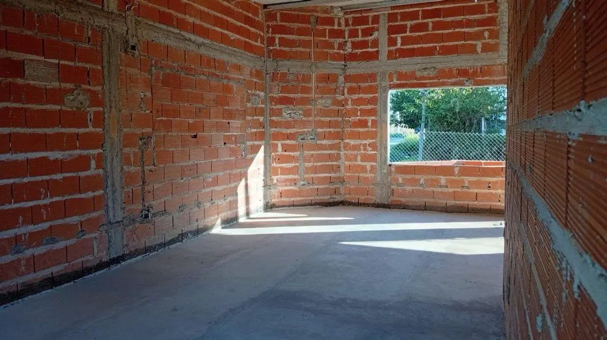CASA EN VENTA CITY BELL A TERMINAR 3