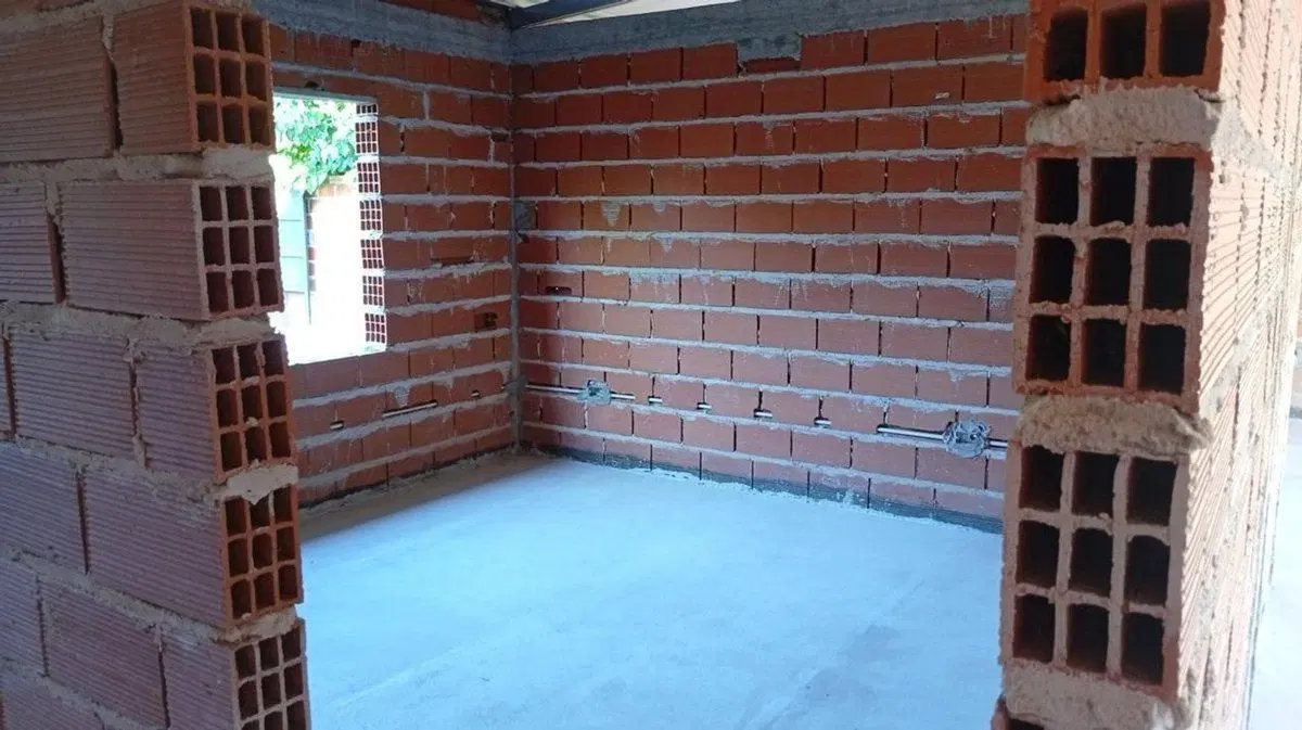 CASA EN VENTA CITY BELL A TERMINAR 2