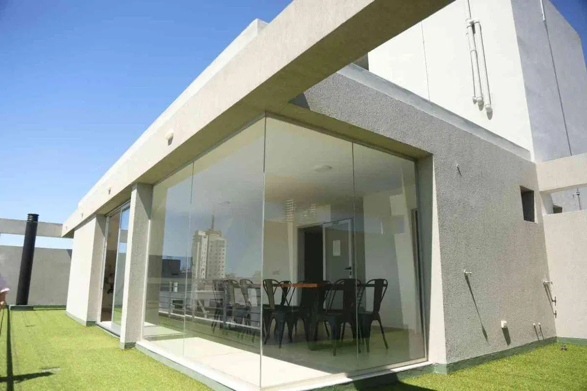 DEPARTAMENTO VENTA LA PLATA 1 DORMITORIO COCHERA 4