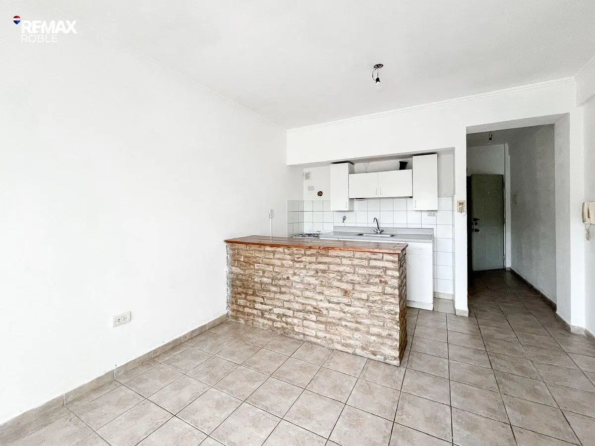 MONOAMBIENTE EN VENTA LA PLATA 3