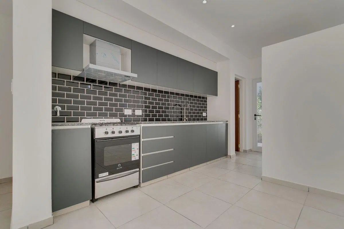 Casa en venta City Bell. 3 dormitorios. A estrenar 2