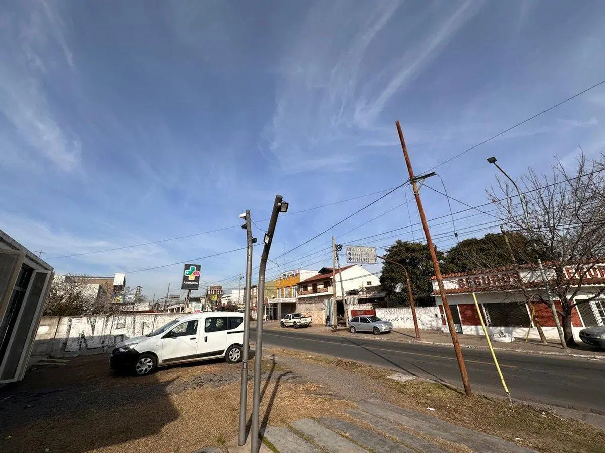 LOCAL EN VENTA BERAZATEGUI OPORTUNIDAD 3