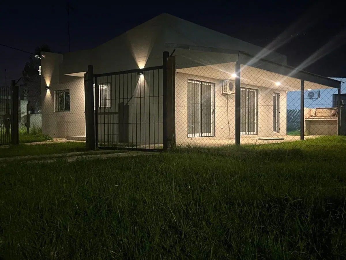 Casa a la venta Gonnet 2 Dormitorios 3