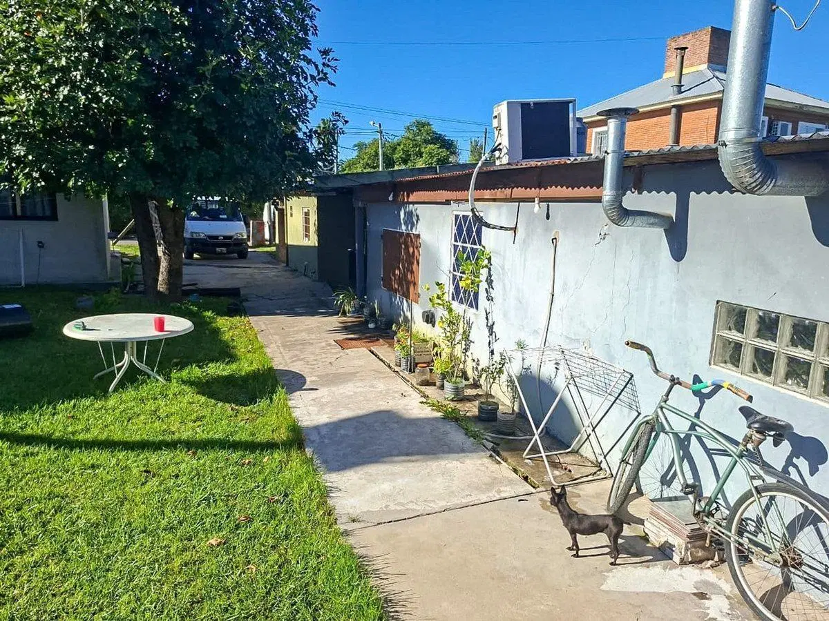 CASA EN VENTA VILLA CASTELLS 2 DORMITORIOS 5