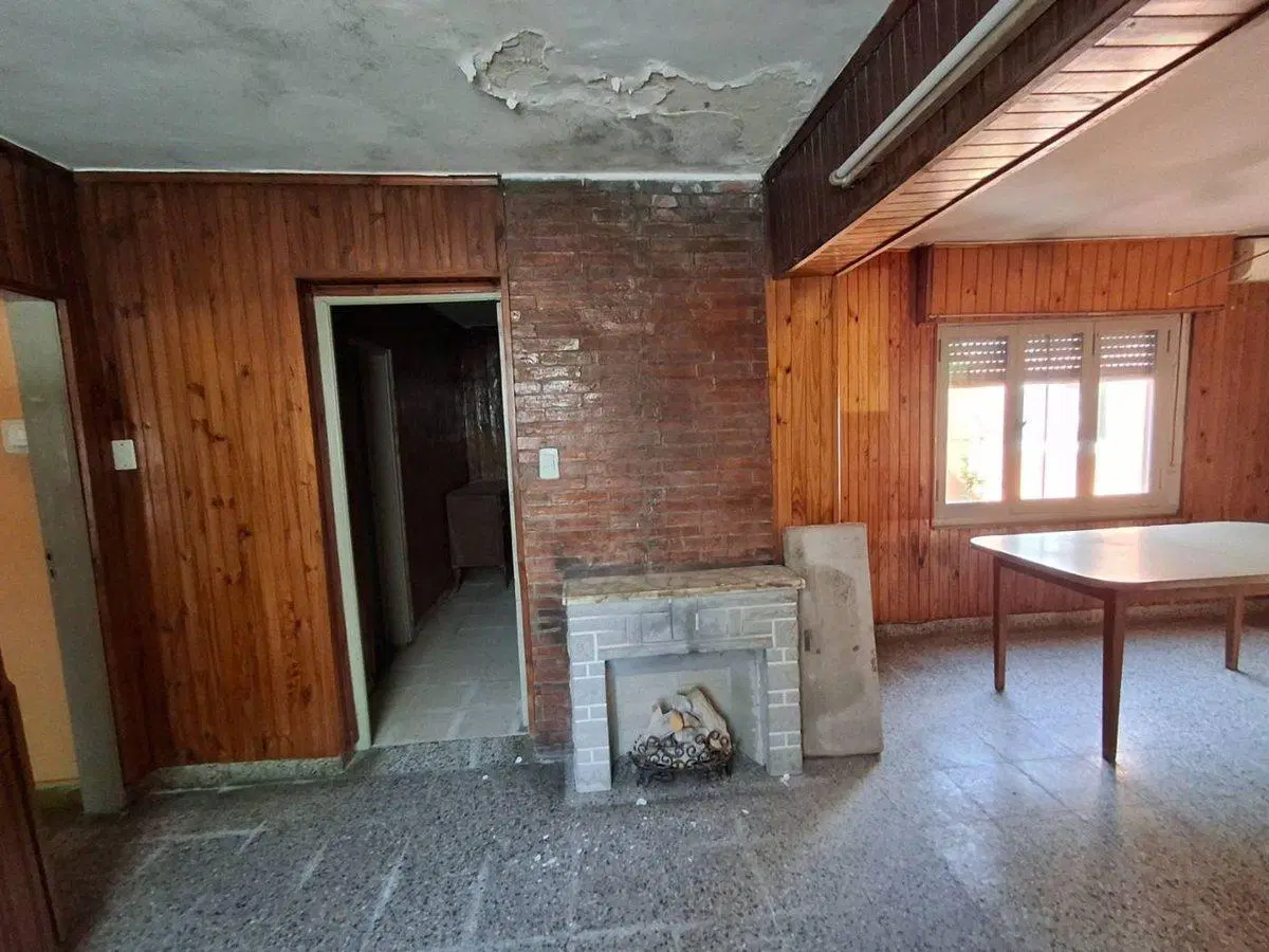PH VENTA LA PLATA 3 DORMITORIOS A REFACCIONAR 4