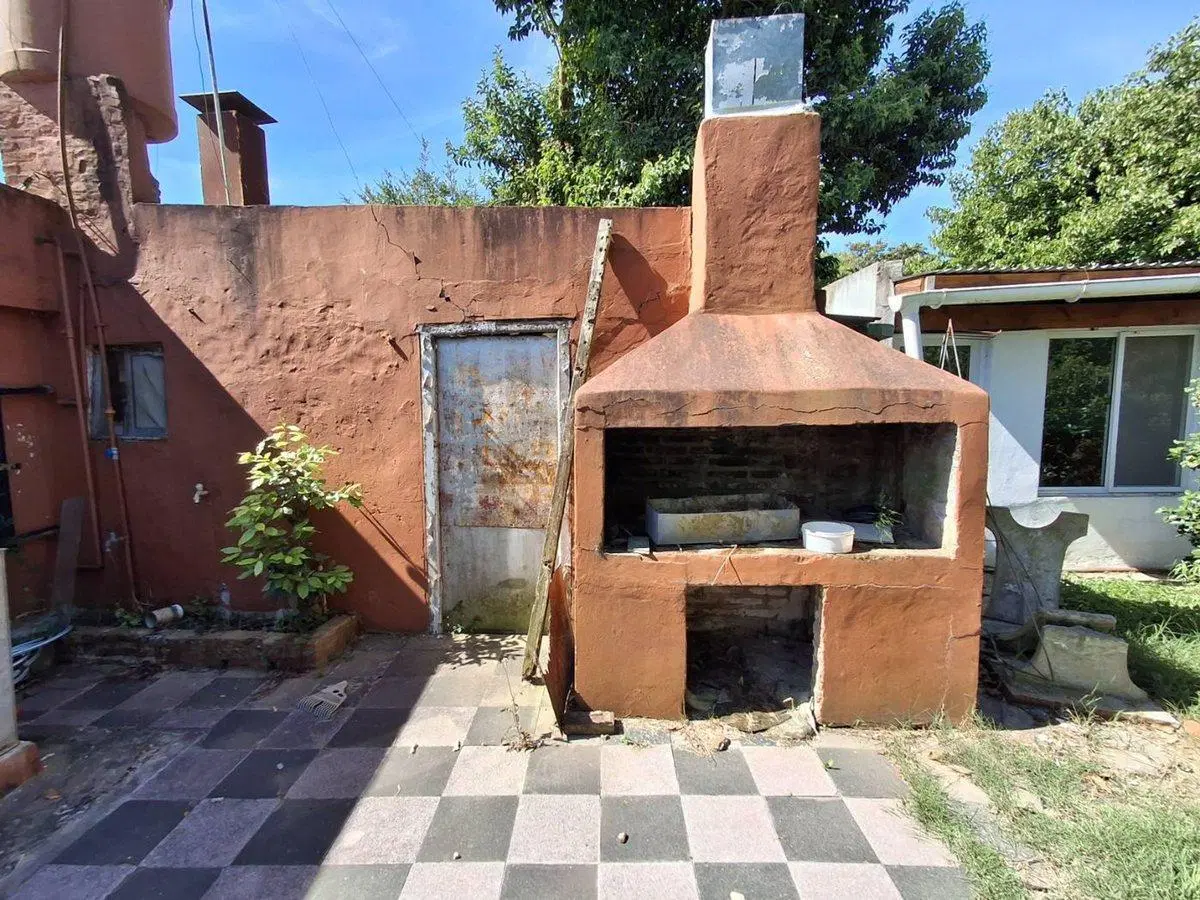 PH VENTA LA PLATA 3 DORMITORIOS A REFACCIONAR 2