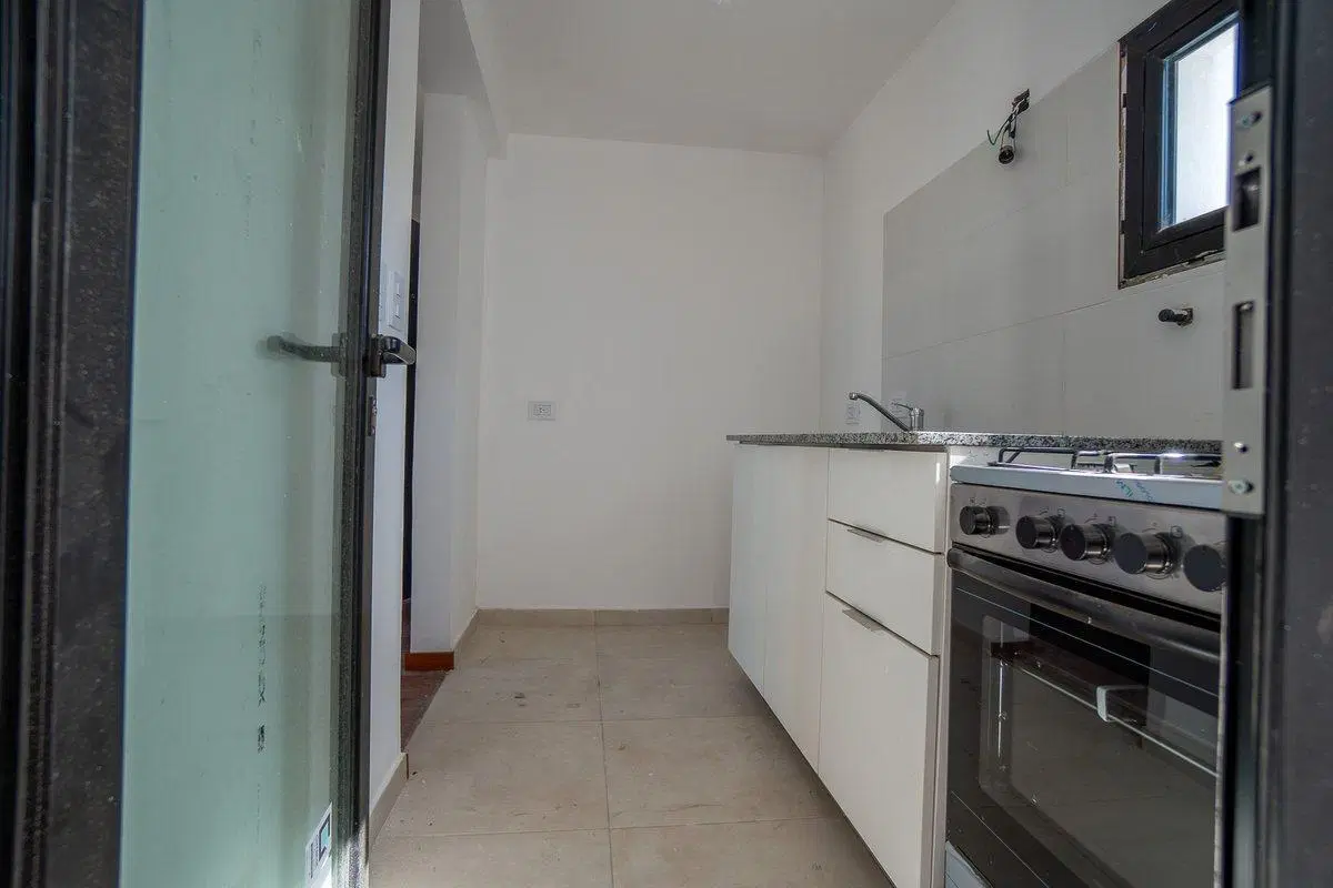 DEPARTAMENTO VENTA LA PLATA 1 DORMITORIO COCHERA 2