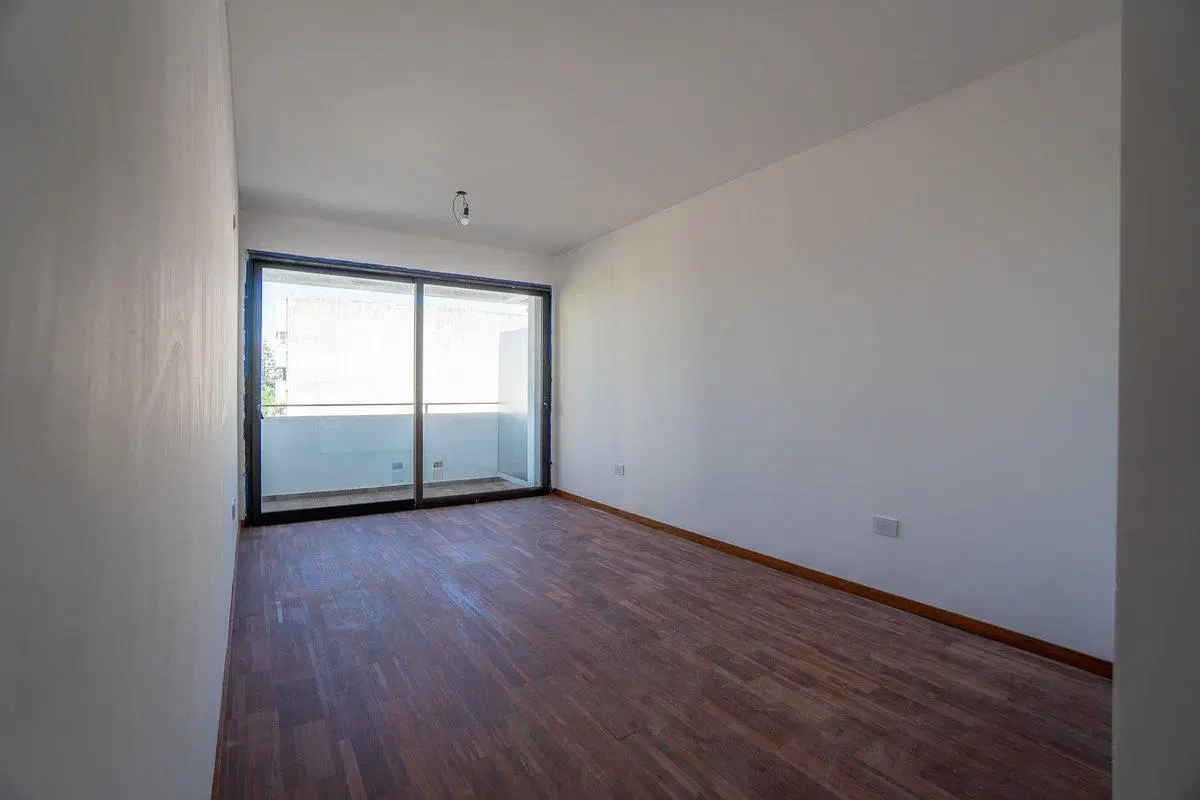 DEPARTAMENTO VENTA LA PLATA 1 DORMITORIO COCHERA 8