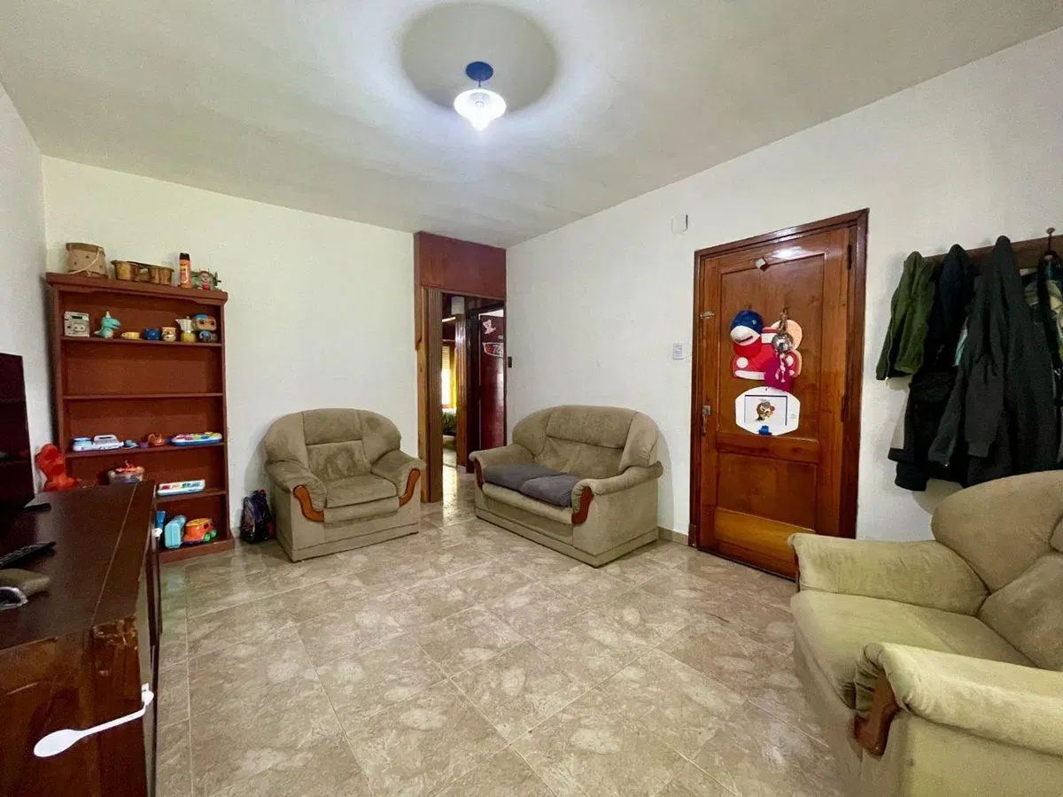 CASA EN VENTA CITY BELL 2 DORMITORIOS PARQUE 2