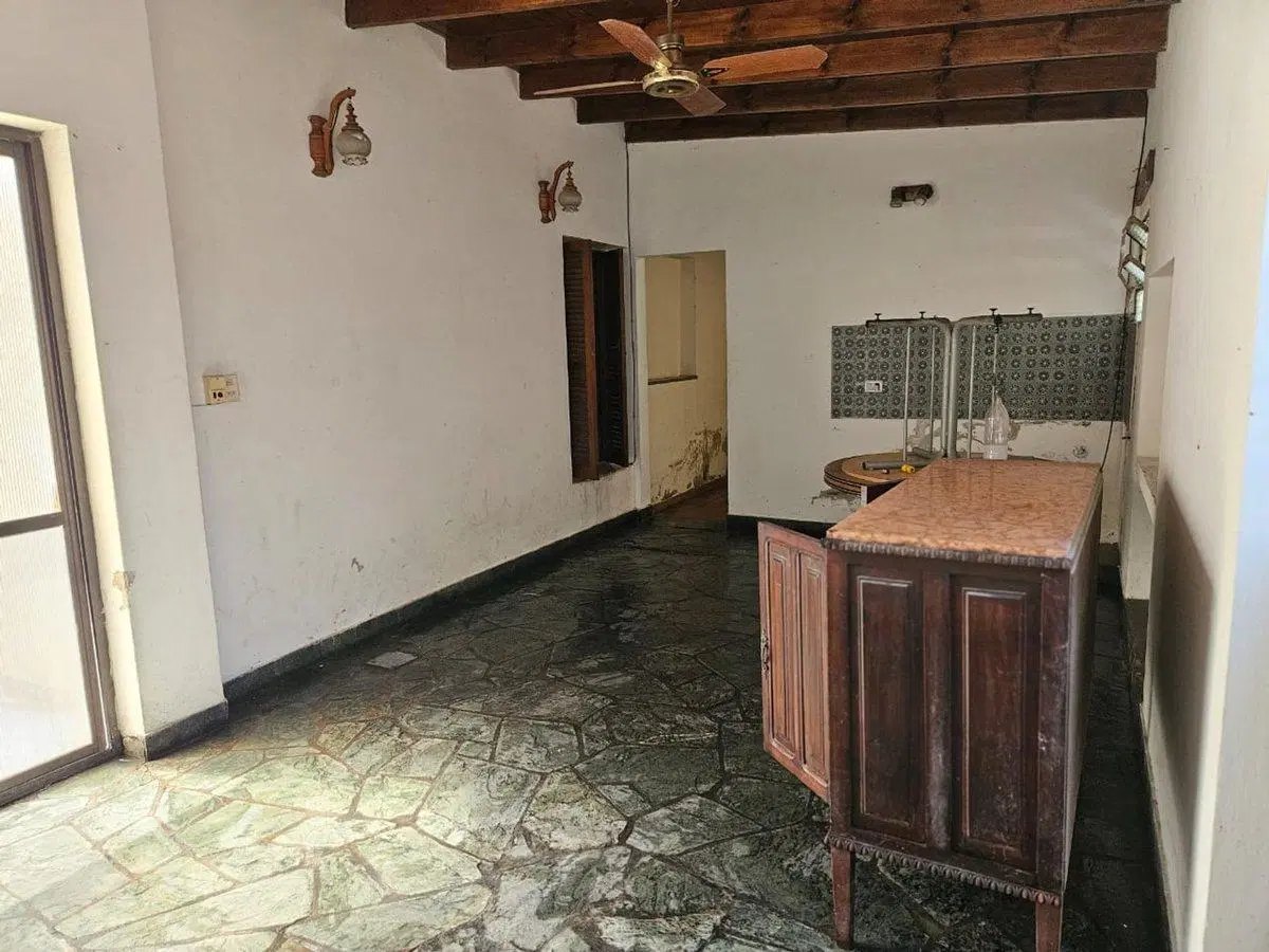 CASA EN VENTA LA PLATA 2 DORMITORIOS 5
