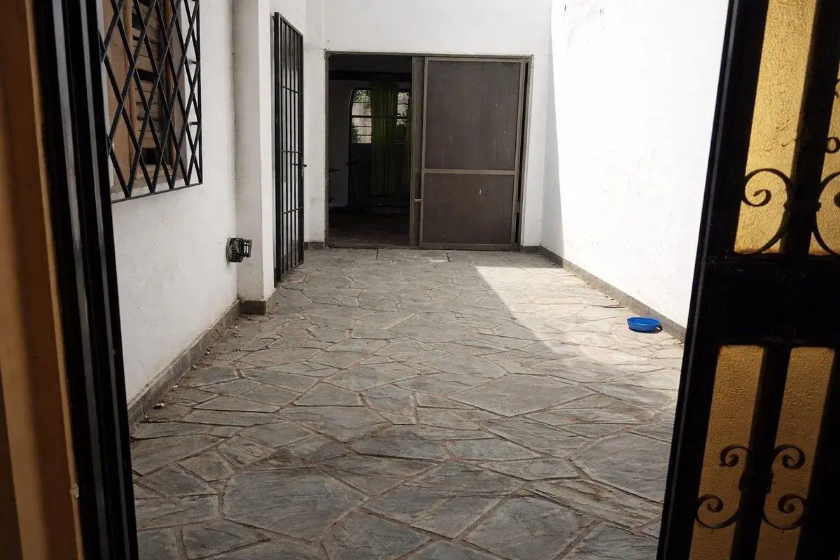 CASA EN VENTA LA PLATA 2 DORMITORIOS 3