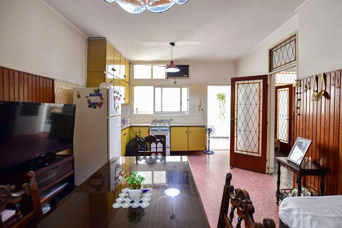 CASA EN VENTA LA PLATA ESTILO FRANCES 2